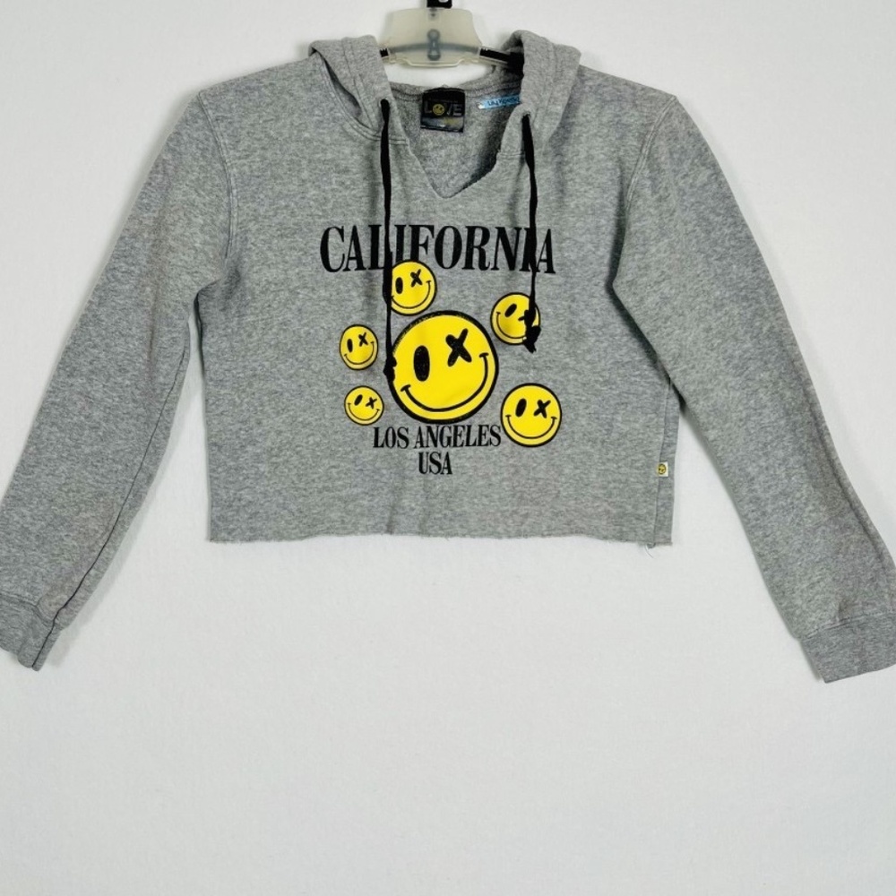 Love Junkie Girl's Grey Hoodie Sweatshirt Long Sleeve Size Large Smiley